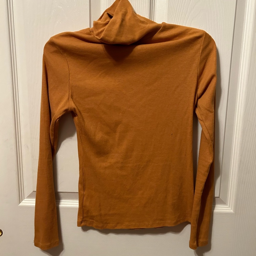 Yellow turtle neck
